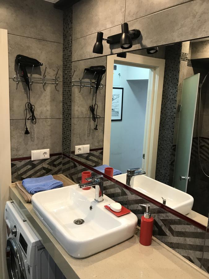 Apartment On Vialikaja Trajeckaja 格罗德诺 外观 照片